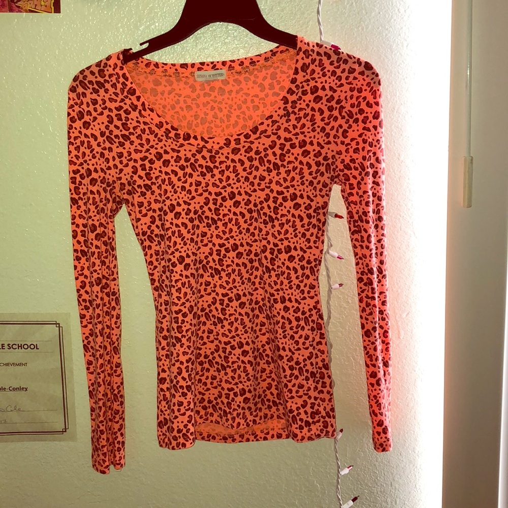 Long sleeve cheetah print shirt